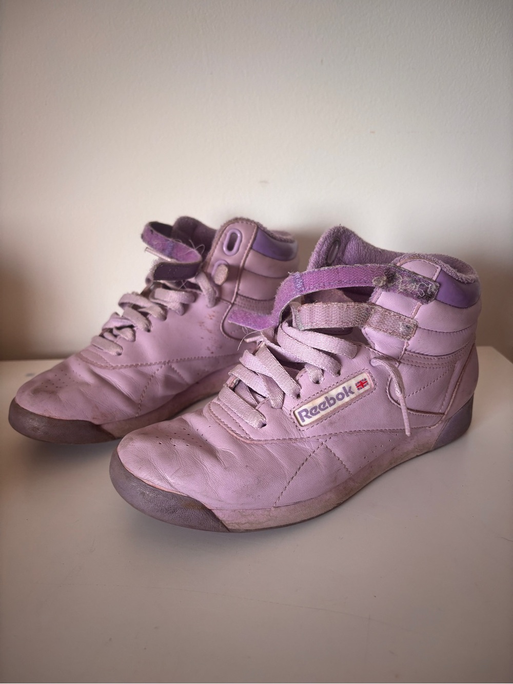 Reebok  Freestyle Hi trainer. Size 6